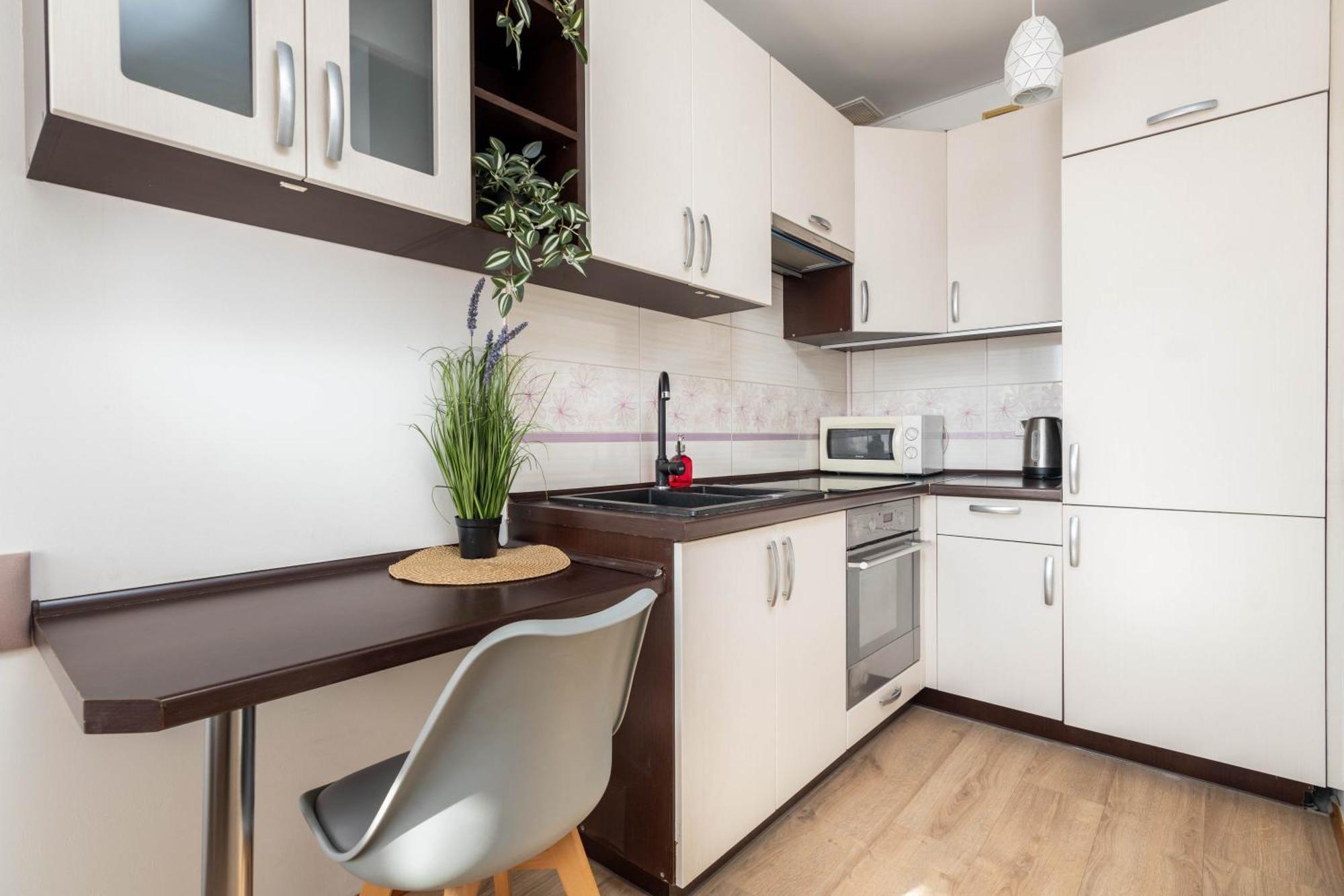 Jonagold Apartment Metro Raclawicka Warschau Buitenkant foto
